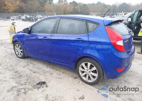 2013 Hyundai Accent Se z USA, uszkodzony, nr VIN KMHCU5AE1DU060145